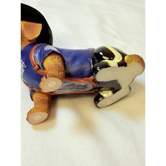 Hamilton Fur Alarm Fire Dachshund Fire Fighter Figurine - Picture 10 of 11